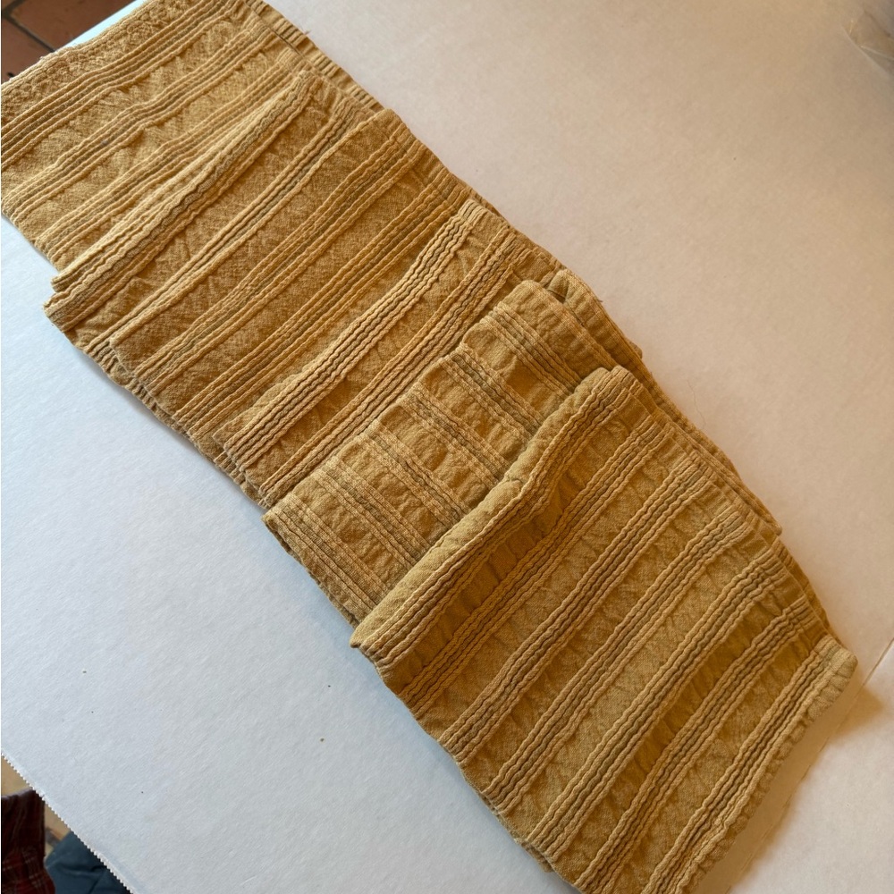 Cotton napkins